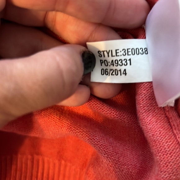 🐳 Boys Harbor Point 1/4-Zip Sweater (light red Color) - Size Cut Out, L or XL - Picture 6 of 7